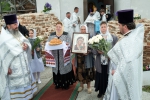 В Неделю 7-ю по Пасхе Высокопреосвященнейший митрополит Серафим совершил Литургию в храме в честь Казанской иконы Божией Матери в селе Ленино