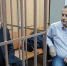 Бывший губернатор Хабаровского края Виктор Ишаев и его адвокат Павел Зайцев перед началом судебного заседания. Фото Сергей Бобылев/ТАСС - Комсомольская правда