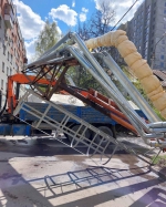 В Пензе КАМАЗ «оборвал» трубы теплотрассы