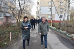 Александр Басенко проверил благоустройство дворов Ленинского района