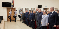 Вадим Супиков вручил Благодарности сотрудникам регионального УМВД - Stolica58.Ru