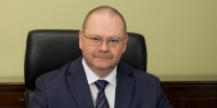Олег Мельниченко поздравил женщин с наступающим Днем матери - Stolica58.Ru