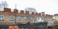 В Тамале на деньги резервного фонда правительства ремонтируют аварийный жилой дом - SMI58.Ru