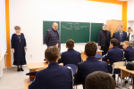 Олег Мельниченко осмотрел в Пачелме обновленный кадетский корпус