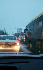 Утром Пензу парализовало из-за массовой аварии на путепроводе