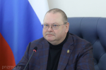 Олег Мельниченко поздравил ученых с профессиональным праздником