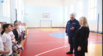 Олег Мельниченко вместе с игроками «Зенита» посетил урок физкультуры в Кузнецке
