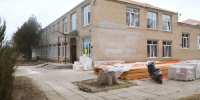 Пензенцы ведут капитальный ремонт школы в Токмаке - ПензаСМИ