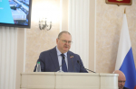 Олег Мельниченко представил отчет о деятельности правительства региона за 2024 год