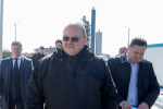 Олег Мельниченко оценил работу нового асфальтобетонного завода