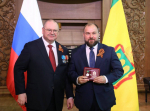 Мельниченко в преддверии юбилея Победы вручил пензенцам госнаграды