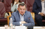 Олег Мельниченко дал ряд поручений по ремонту дорог в Пензе