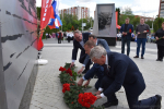В Пензе состоялось торжественное возложение цветов к стеле «Город трудовой доблести»