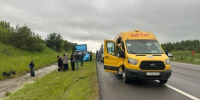 Спасатели поделились кадрами с места ДТП со школьным автобусом в Городищенском районе - SMI58.Ru
