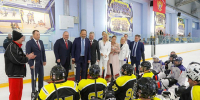 В Пензе Игорь Комаров посетил следж-хоккейный матч - Пензенская Правда