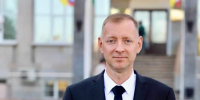 Денис Соболев поздравил социальных работников с профессиональным праздником - Stolica58.Ru