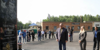 Олег Мельниченко почтил память Героя России Сергея Гринина - ИА PenzaNews