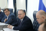 Олег Мельниченко поручил усилить антитеррористическую защиту региона