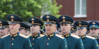 У курсантов ПАИИ сегодня выпускной - Комсомольская правда