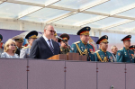 В Санкт-Петербурге Олег Мельниченко поздравил выпускников Военной академии имени А.В. Хрулева