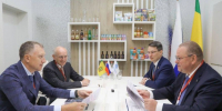 На ПМЭФ Олег Мельниченко и Дмитрий Лаврентьев подписали соглашение о строительстве гостиничного комплекса - Пензенская Правда