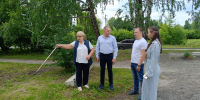 Денис Желиховский обсудил с жителями округа асфальтировку двора - Пензенская городская Дума
