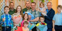 Семья Пронькиных из Пензы награждена медалью ордена «Родительская слава» - Stolica58.Ru