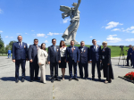 Участники Всероссийского Дня поля-2025 почтили память героев на Мамаевом кургане