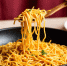Сухая вермишель по-турецки, жареная на сковородке, — вкуснее обычных макарон: минимум ингредиентов и всего 10 минут времени - Progorod58.Ru