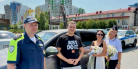 В День семьи, любви и верности сотрудники Госавтоинспекции пензенского района напомнили о безопасности на дорогах - УГИБДД