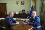 Олег Мельниченко провел рабочую встречу с депутатом Госдумы Сергеем Морозовым