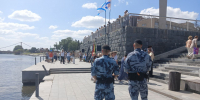 В Пензе росгвардейцев задействовали в охране правопорядка в День ВМФ - Пенза-Обзор