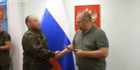 Олег Мельниченко встретился с пензенскими бойцами в Мелитополе и вручил награды - РИА Пензенской области