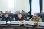 Олег Мельниченко потребовал обеспечить максимальную безопасность на школьных линейках