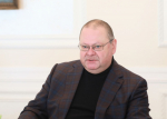 Олег Мельниченко обсудил с предпринимателями создание индустриального парка и реформу образования