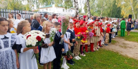 Школа города Сурска распахнула двери после капитального ремонта - Комсомольская правда