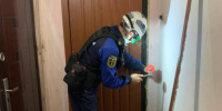 В Пензе спасатели вскрыли квартиру на ул. Кижеватова из-за трупного запаха - Stolica58.Ru
