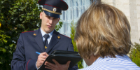 Полицейские задержали женщину, которая душила собственную сестру, угрожая убийством - УМВД Пензенской области