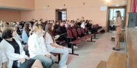 Профилактическая программа «Наша истинная национальность – человек»: беседа «Неонацизм – угроза современному обществу» - Комитет по физкультуре и спорту