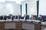 Мельниченко поручил перенять белорусский опыт патриотического воспитания молодежи