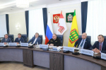 Олег Мельниченко: в Пензенской области за год квартиры получат 350 сирот