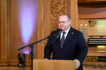 Олег Мельниченко поздравил машиностроителей региона с профессиональным праздником