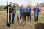 Шулькин с лопатой и новая ель Соболева. Фоторепортаж с общегородского субботника в Пензе