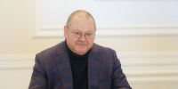 Олег Мельниченко поздравил с праздником работников автомобильного и городского пассажирского транспорта - Пенза-Обзор