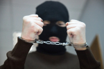 Пензенец украл золотые серьги у своей девушки