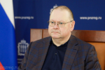 Олег Мельниченко поручил взять на особый контроль реализацию новой программы расселения аварийного жилья