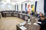 Олег Мельниченко поручил строго соблюдать сроки программы переселения по нацпроекту