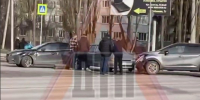 Три автомобиля столкнулись на проспекте Строителей в Пензе 19 ноября - Stolica58.Ru