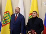 Олег Мельниченко снова в строю! Вручение наград отличившимся пензенцам провел губернатор в Круглом зале Правительства региона