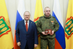 Олег Мельниченко вручил награды пензенцам за успехи в труде и общественной деятельности